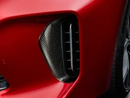 stinger_tuon_03.webp