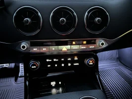 6B965E84-60FC-4F6E-A139-0C45D2B500BC.webp