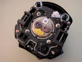 80100J5600WK Airbag Back.webp