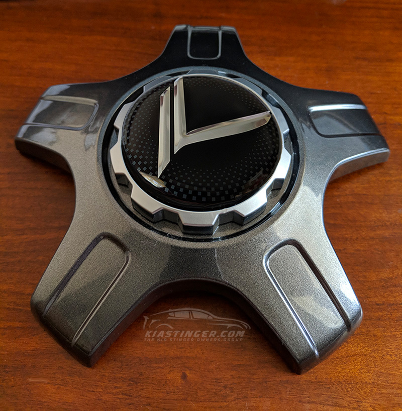 vintage-k-on-kia-stinger-wheel-center-cap.jpg